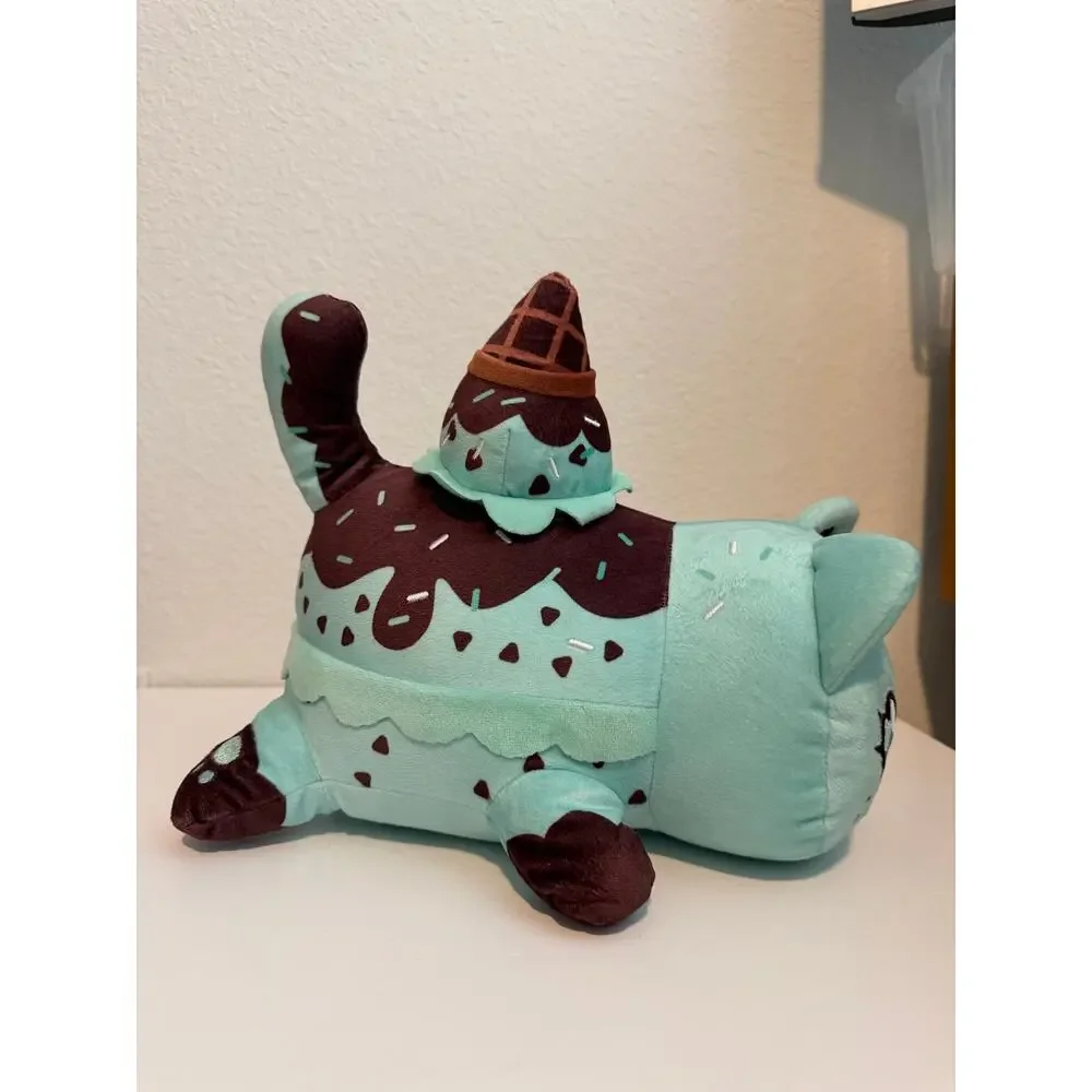 Aphmau MeeMeows Ice Cream Mint Chocolate Chip Cat Plush 11